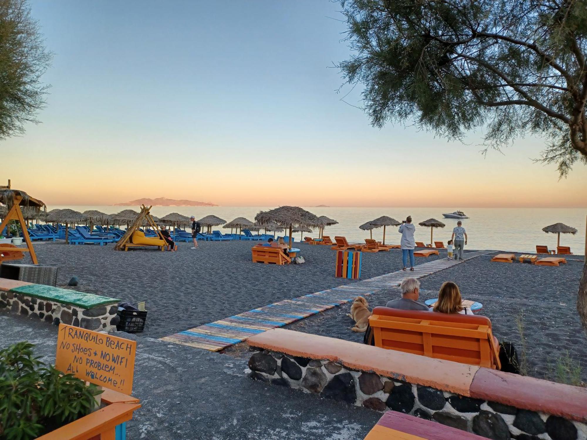 Located By The Sea One Beachfront Private Captain Lazaros Pool Villa With Loft In 750Sqm Spacious Private Plot-Jacuzzi-Sunrelax-Furnished Terace-Gazebo-Private Parking,Sleep 3 Adults And 2 Children, Just Steps From The Black Beach-Seaview ペリッサ エクステリア 写真